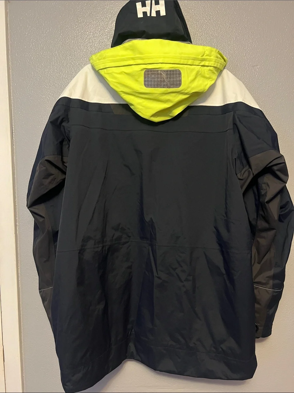 Helly Hansen Men’s Black, White & Neon Yellow Ski Jacket